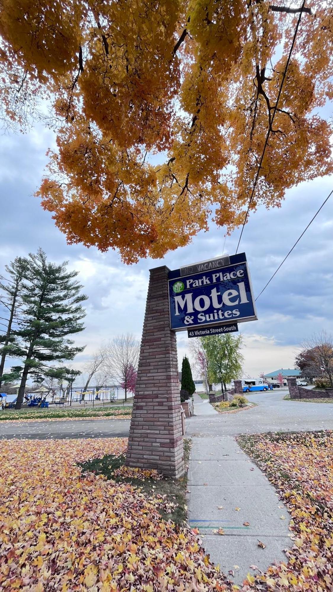Park Place Motel & Suites Tweed エクステリア 写真
