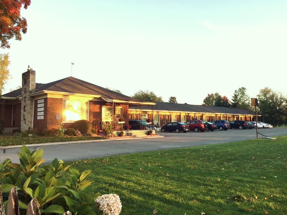 Park Place Motel & Suites Tweed エクステリア 写真